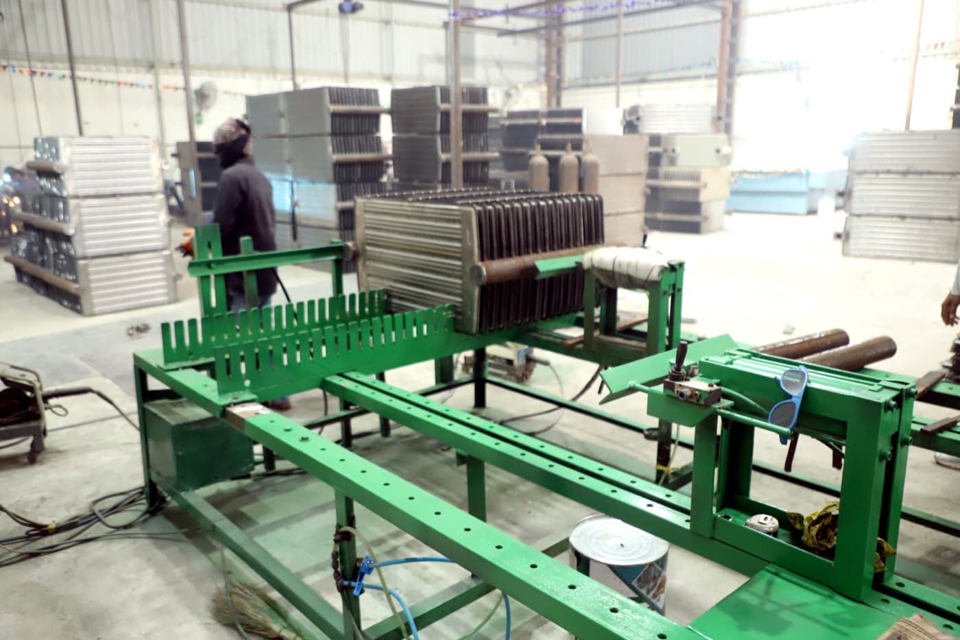 Radiator assembly being fitted with flanges for industrial applications